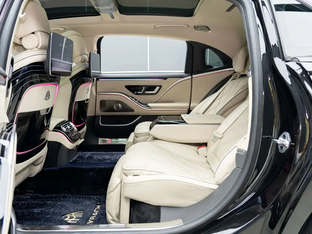 Mercedes-Benz S-Class — миниатюра 12