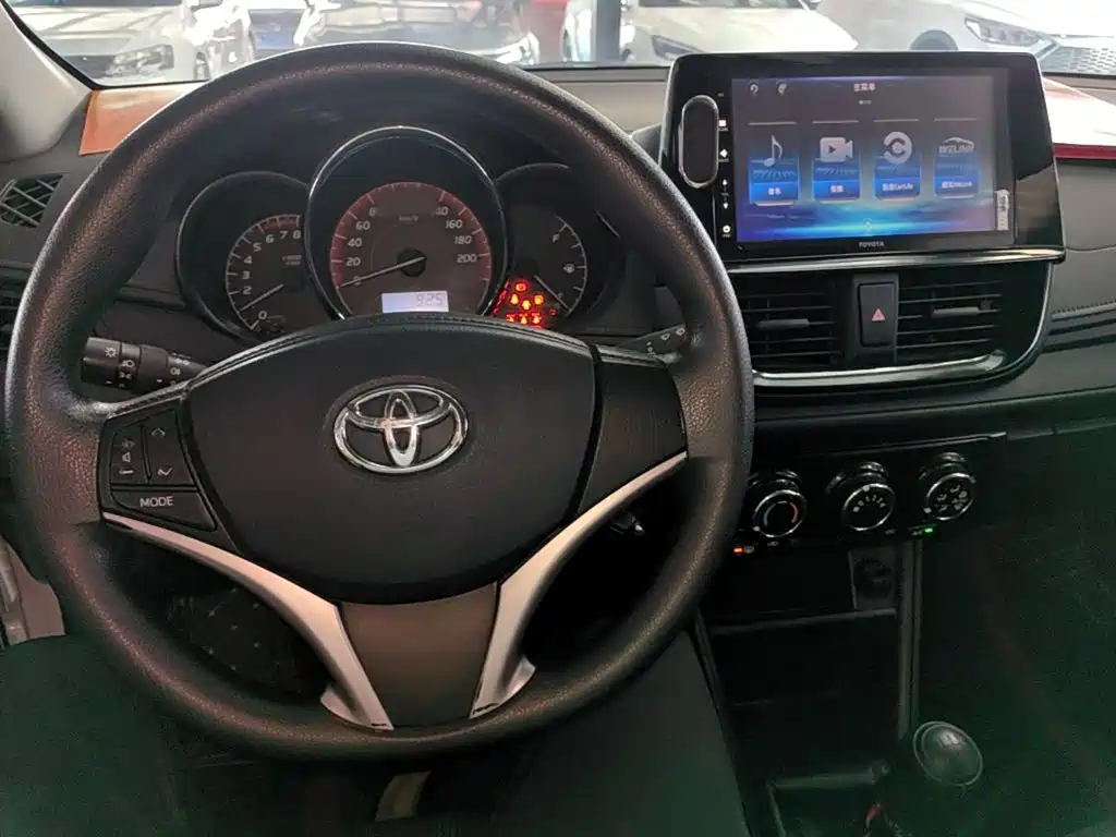 Toyota Vios — миниатюра 10
