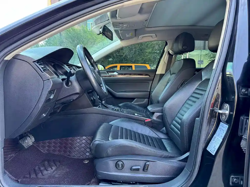 Volkswagen Magotan 2018 330TSI DSG Luxury