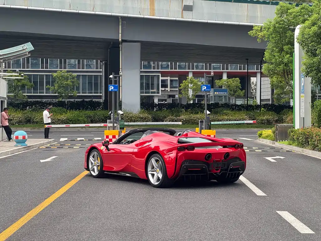 Ferrari SF90 — миниатюра 12