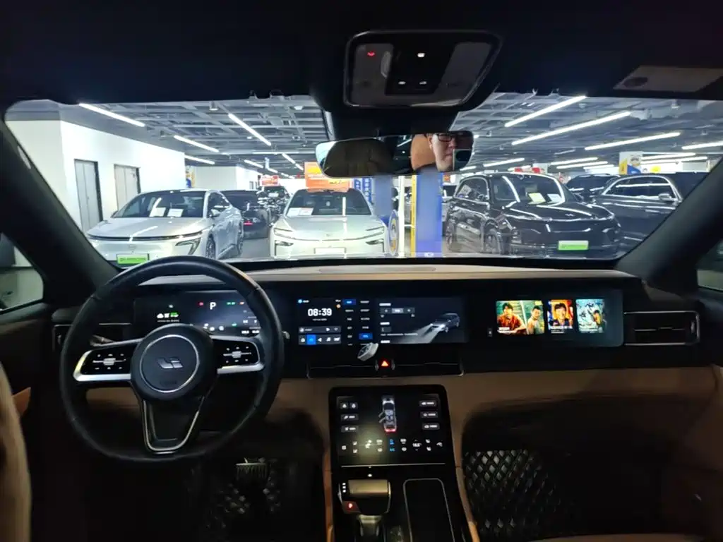 Li Auto Li ONE — миниатюра 10