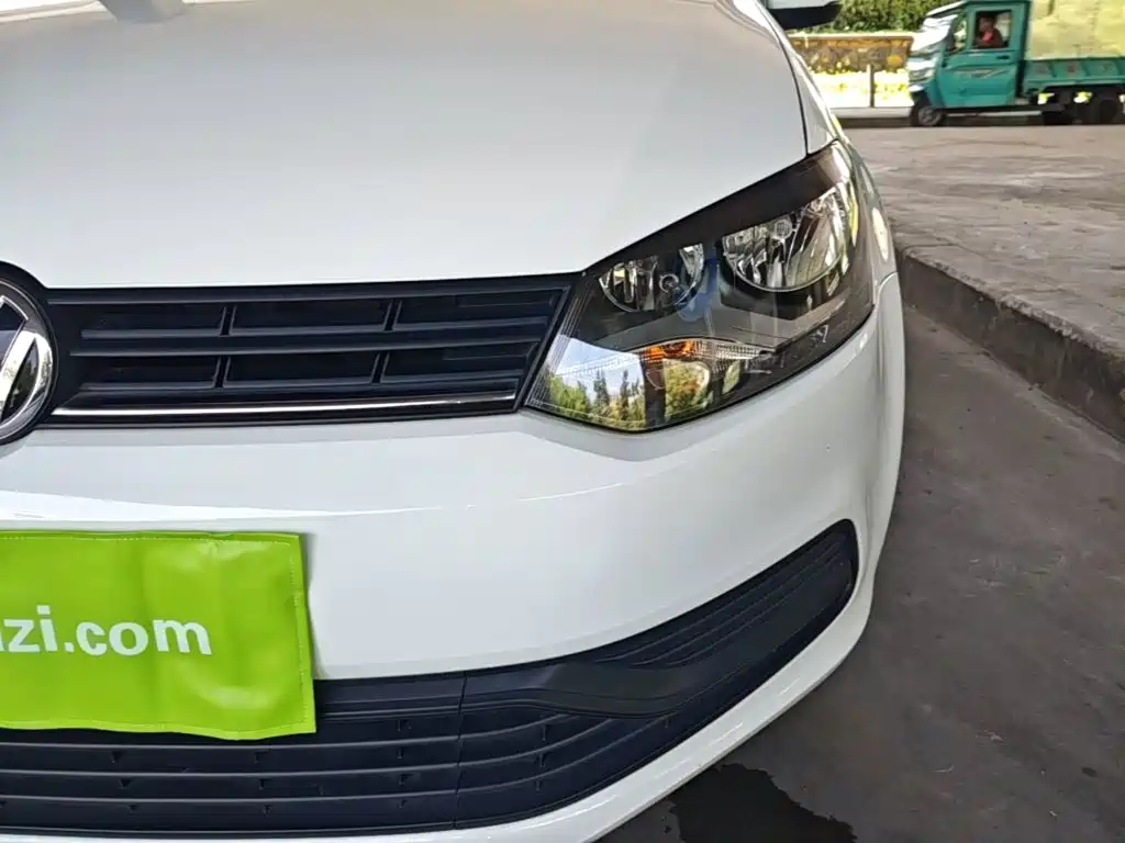 Volkswagen Polo — миниатюра 24