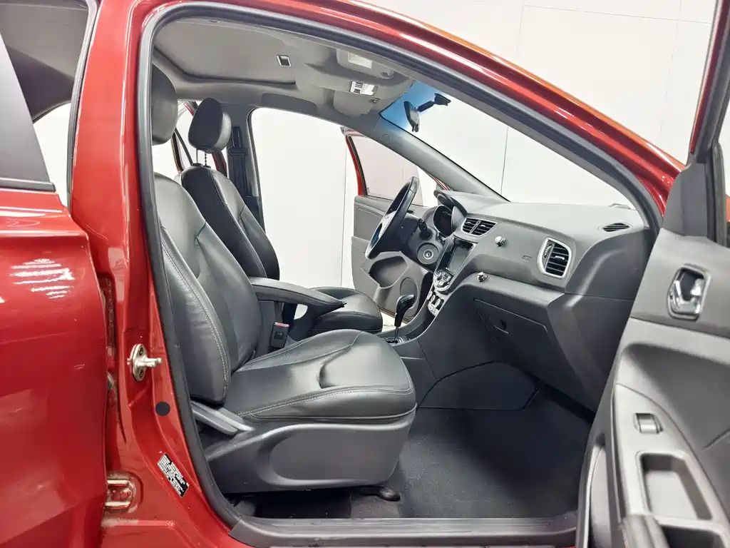 Chery Arrizo 3 — миниатюра 14