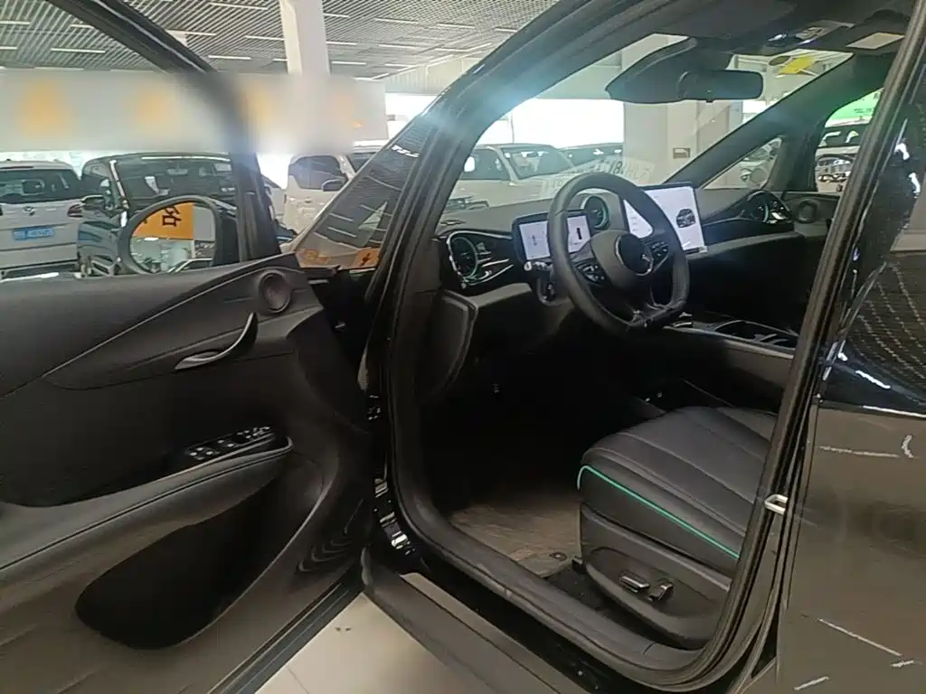 BYD Dolphin — миниатюра 16