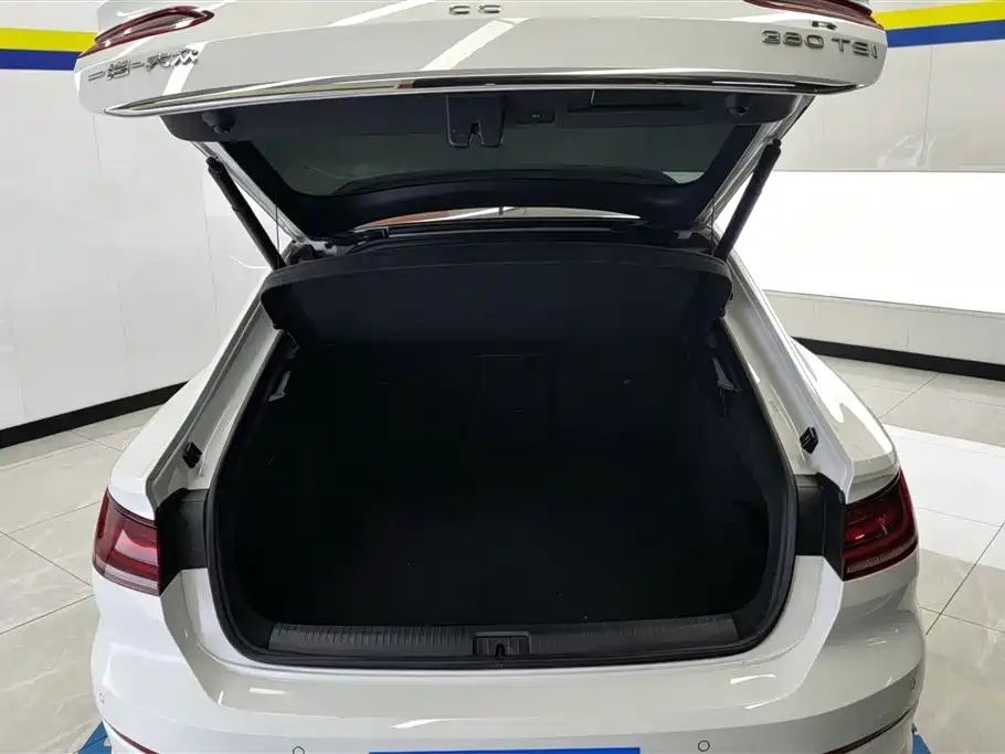 Volkswagen FAW - Passat CC CC 2021 380TSI
