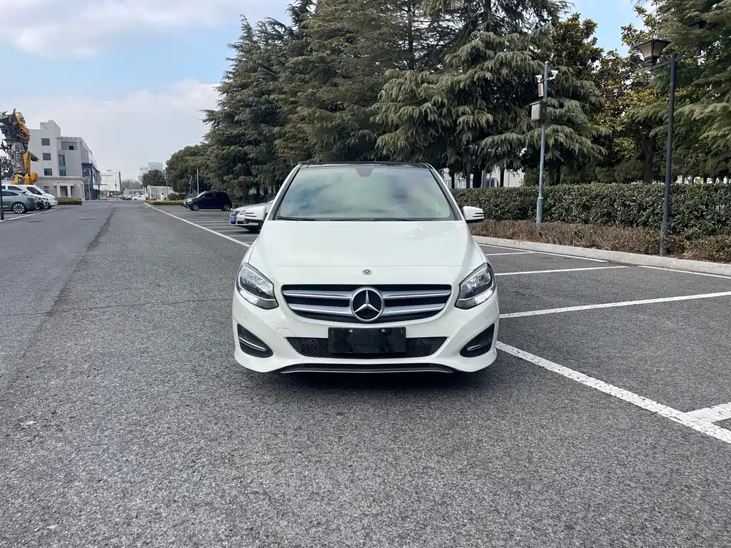Mercedes-Benz B-Class — миниатюра 5