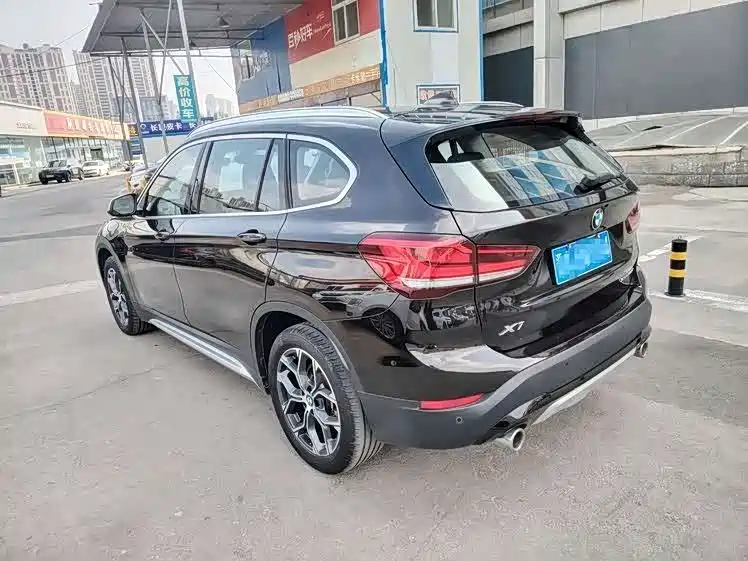 BMW X1 — миниатюра 4