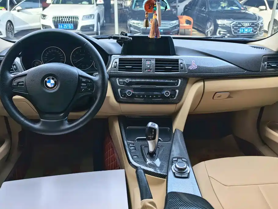 BMW 3 Series — миниатюра 12