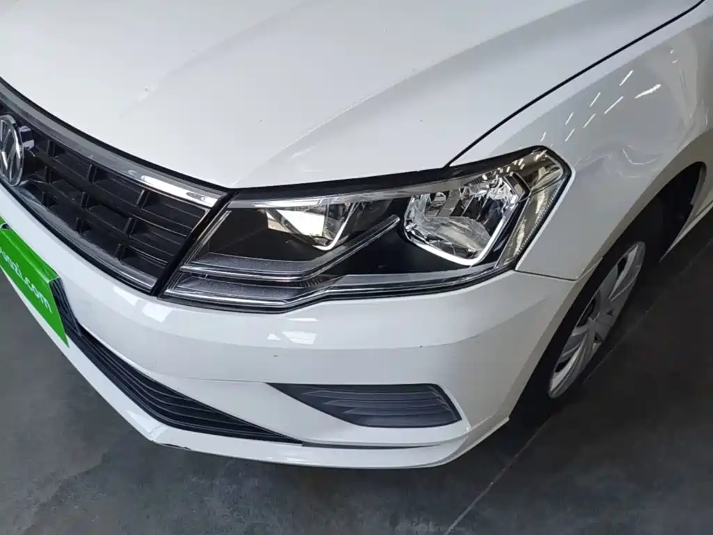 Volkswagen Jetta — миниатюра 24