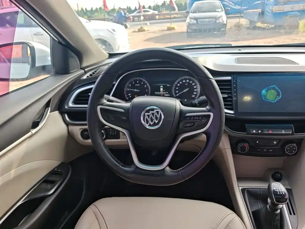 Buick Excelle — миниатюра 11