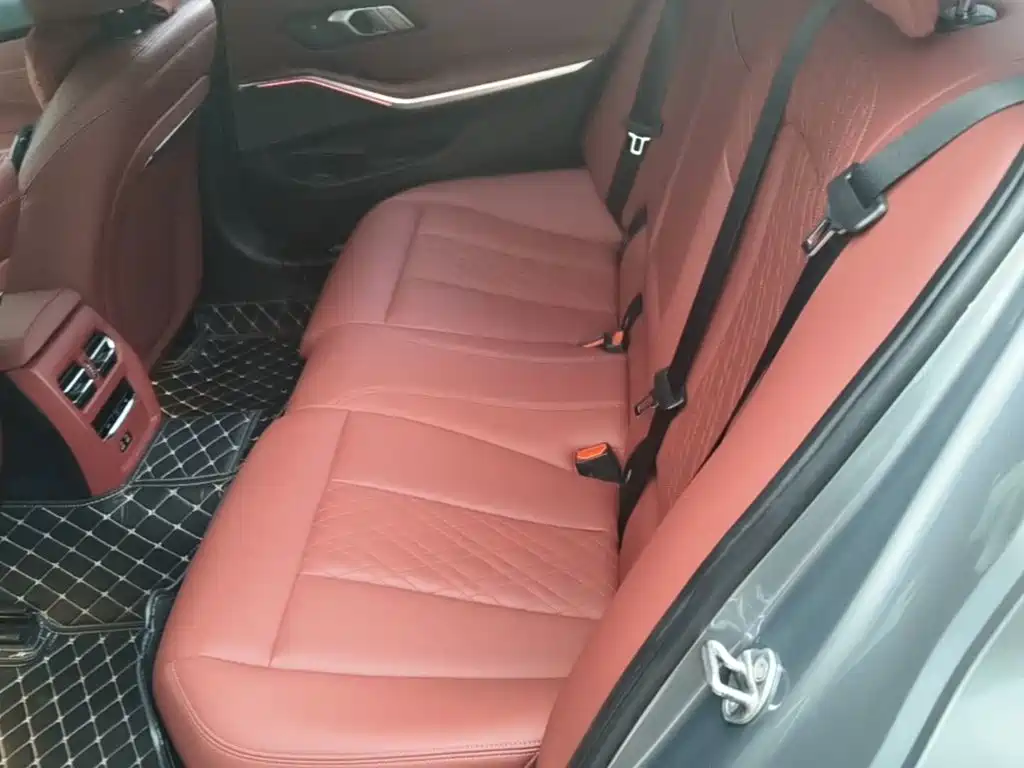 BMW 3 Series — миниатюра 17