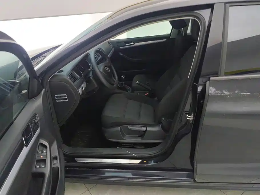 Volkswagen Sagitar — миниатюра 9