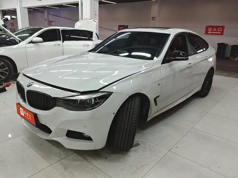 BMW 3 Series GT 2021