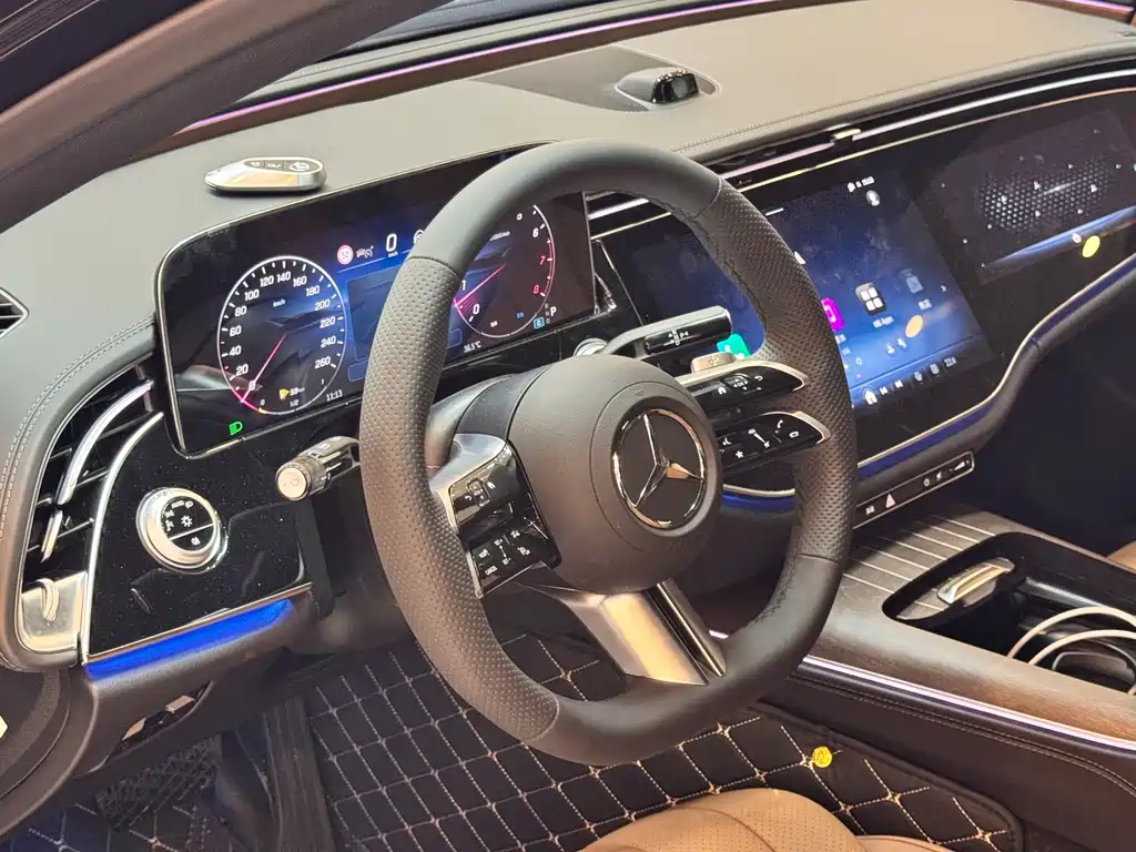 Mercedes-Benz E-Class E 2026 E 300 L Luxury