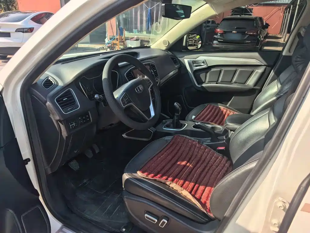 Geely Vision X6 — миниатюра 9