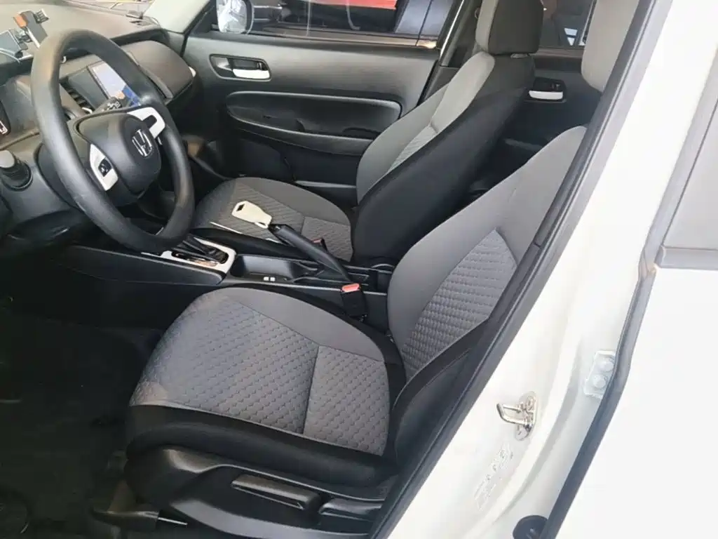 Honda Fit — миниатюра 15