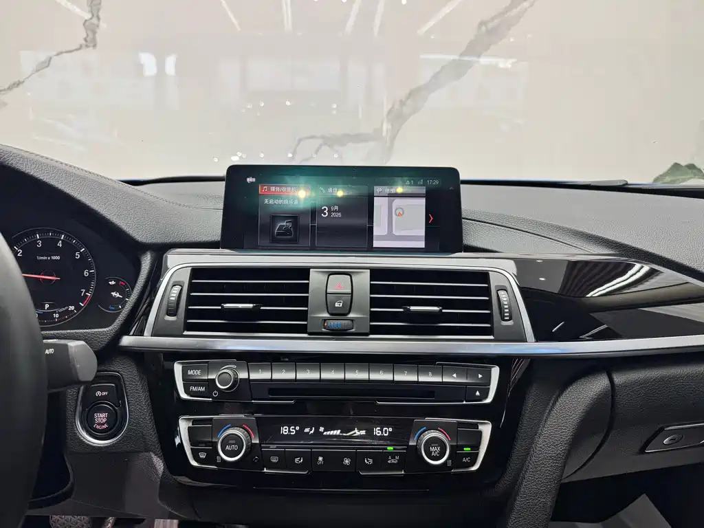 BMW 3 Series — миниатюра 11