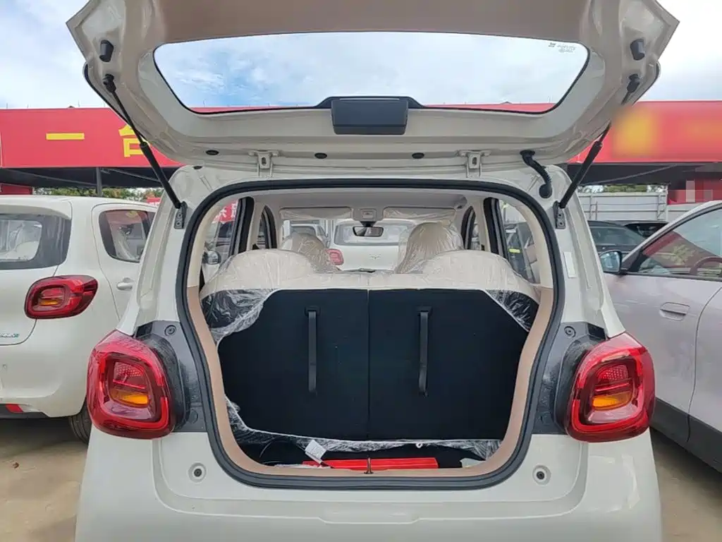 Wuling MINIEV — миниатюра 19