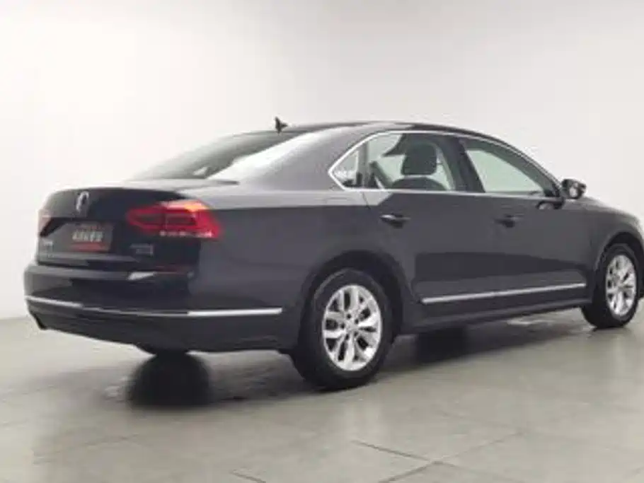 Volkswagen Passat — миниатюра 3
