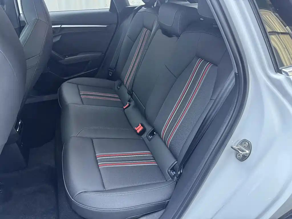 Audi A3 — миниатюра 10