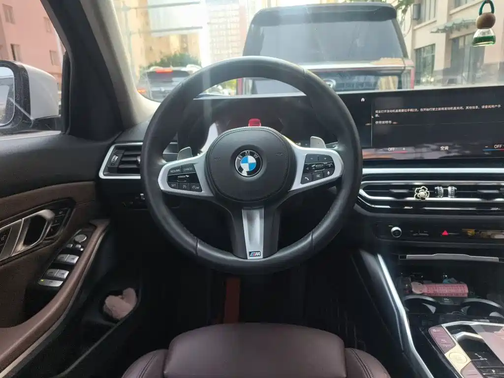 BMW 3 Series — миниатюра 6