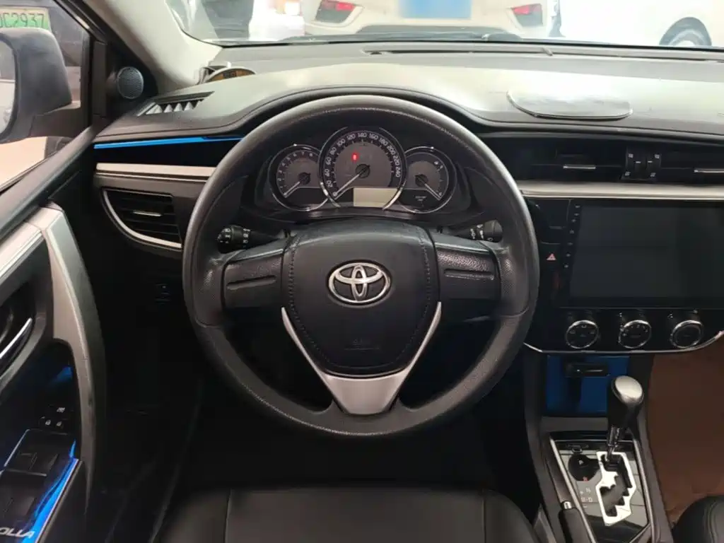 Toyota Corolla — миниатюра 11