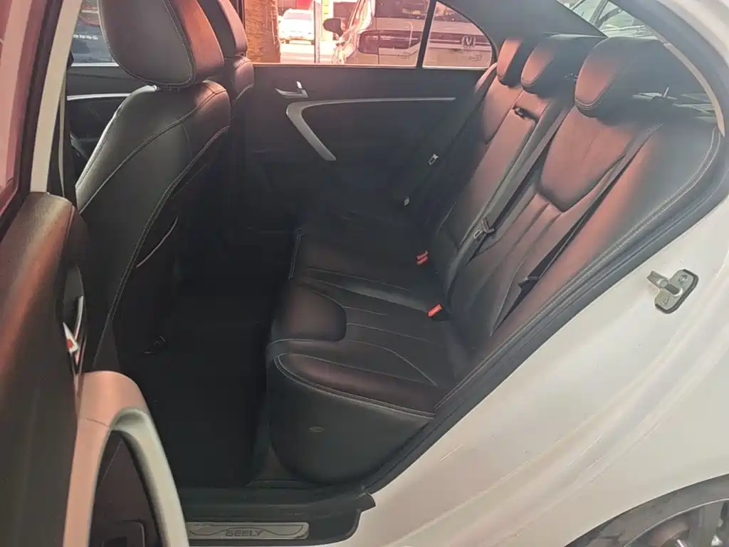 Geely Emgrand — миниатюра 17