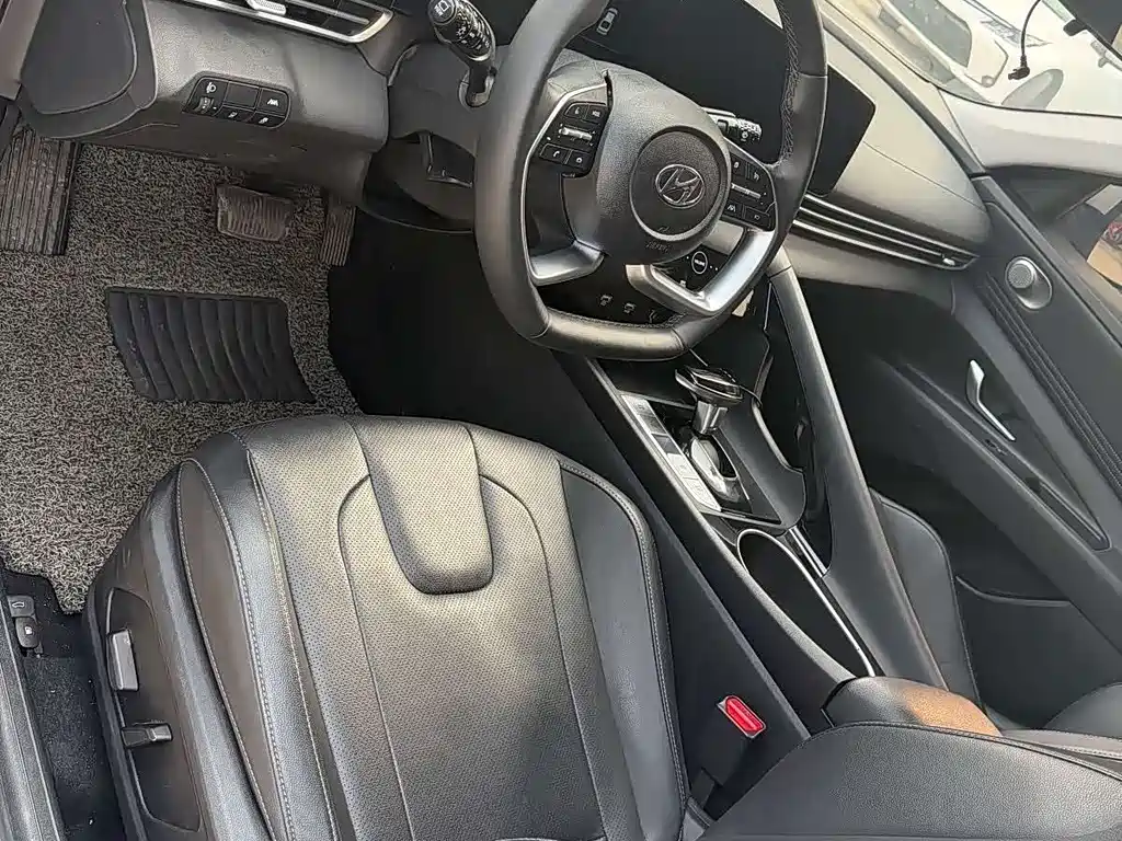 Hyundai Elantra 2021 1.5L CVT GLS Lead