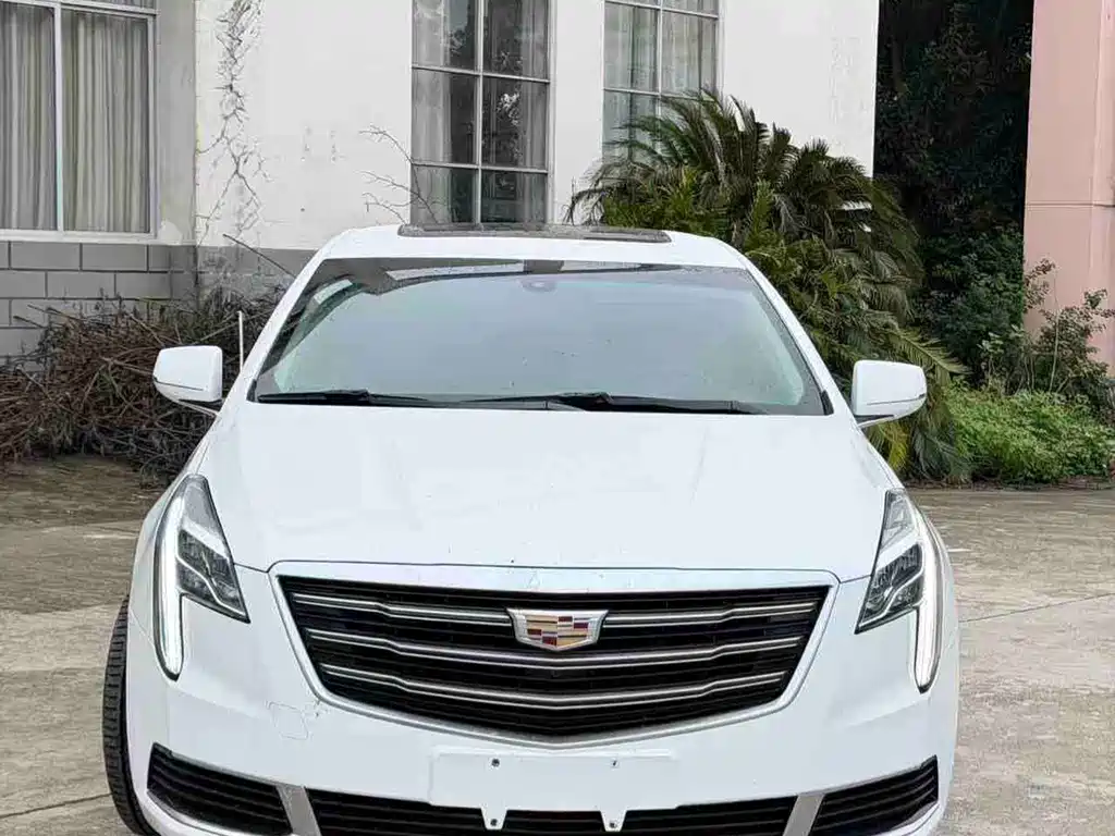 Cadillac XTS — миниатюра 2