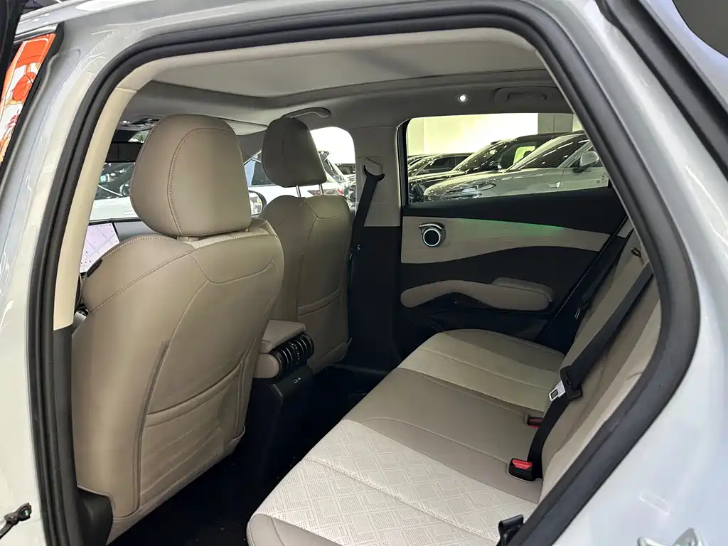 BYD Yuan Plus — миниатюра 10
