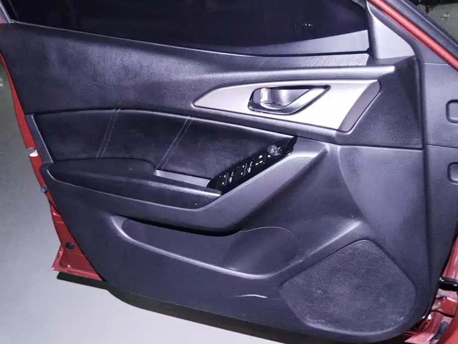 Mazda 3 Axela — миниатюра 7