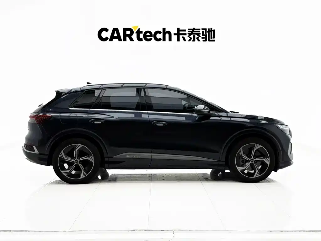 Audi Q4 e-tron — миниатюра 4