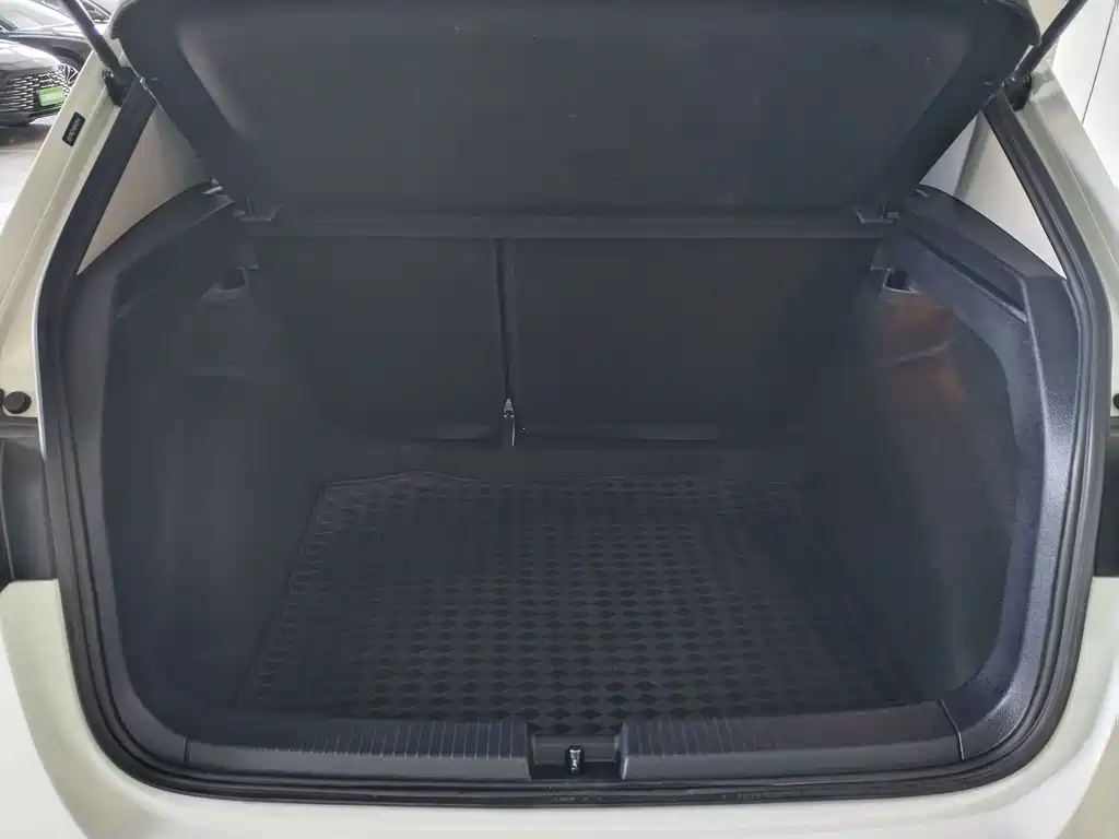 Volkswagen Tharu — миниатюра 15