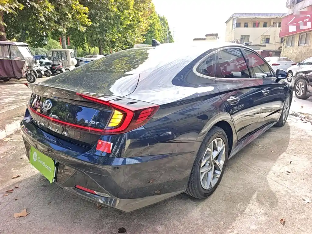 Hyundai Sonata — миниатюра 7