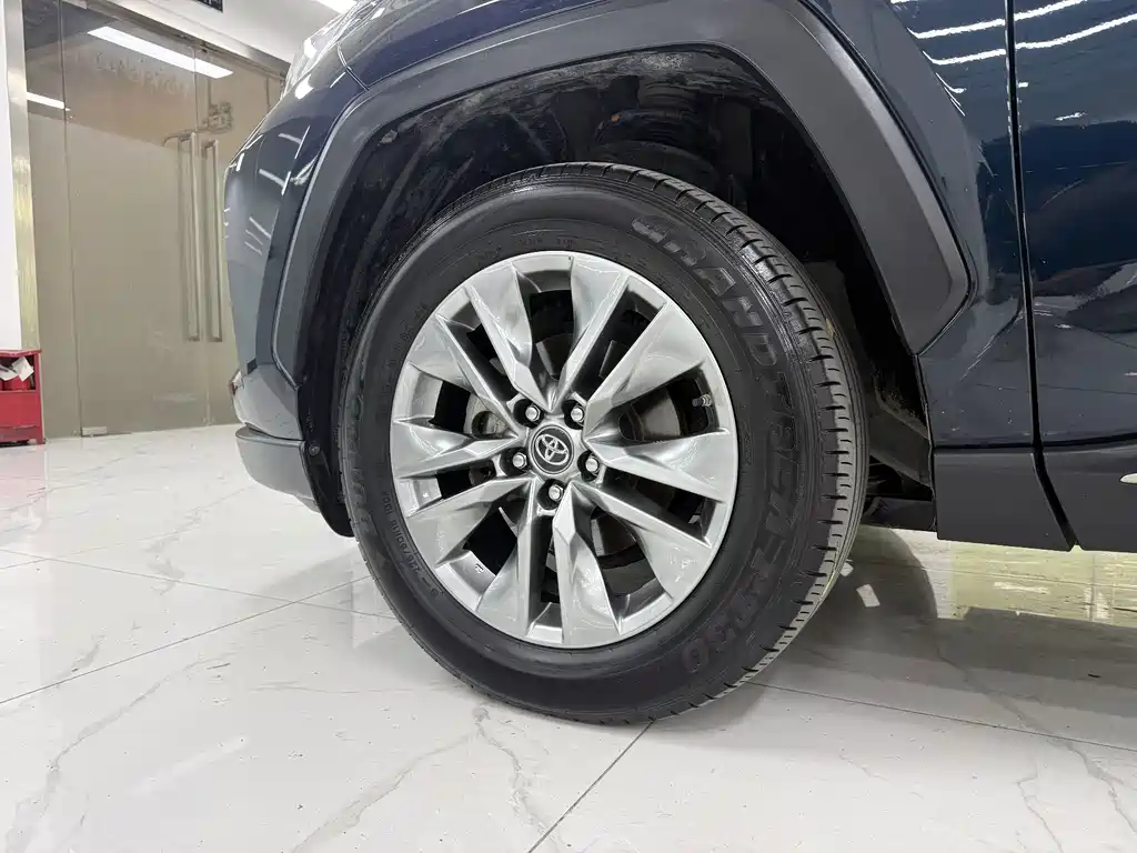 Toyota Wildlander — миниатюра 7