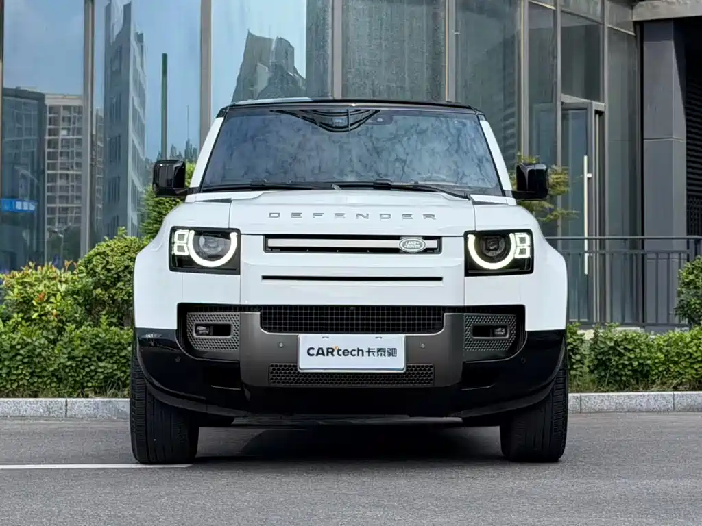 Land Rover Defender — миниатюра 2