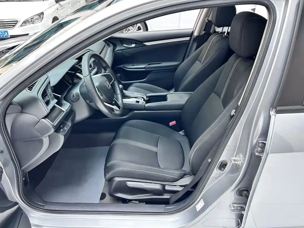 Honda Civic — миниатюра 9
