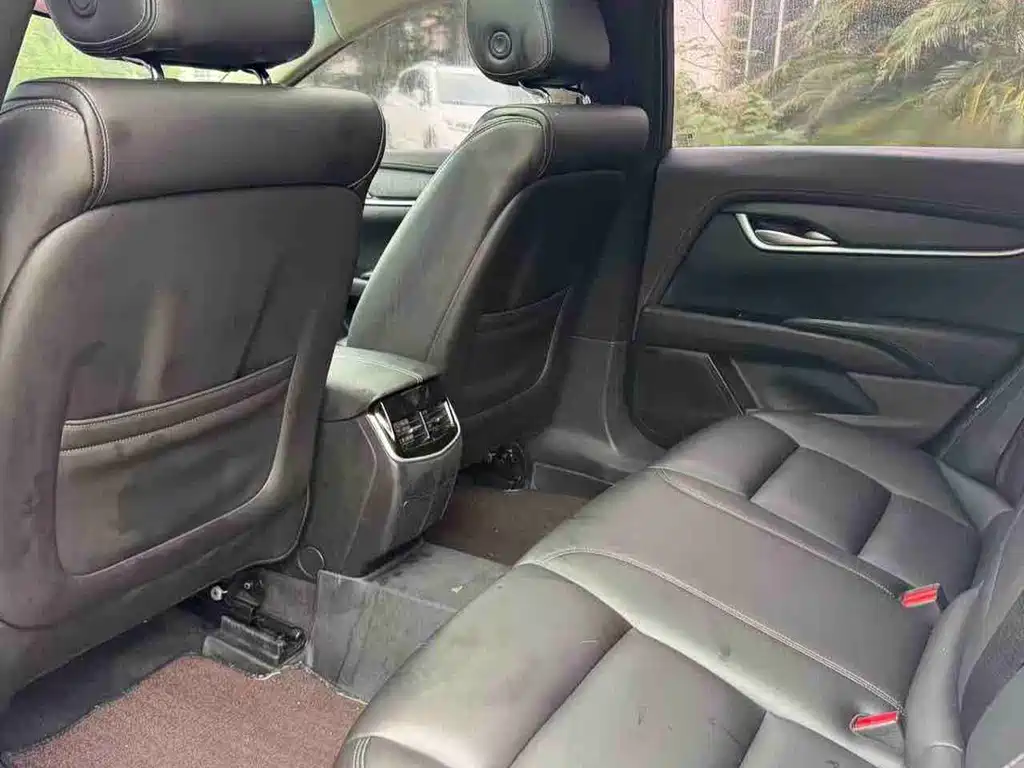 Cadillac XTS — миниатюра 5