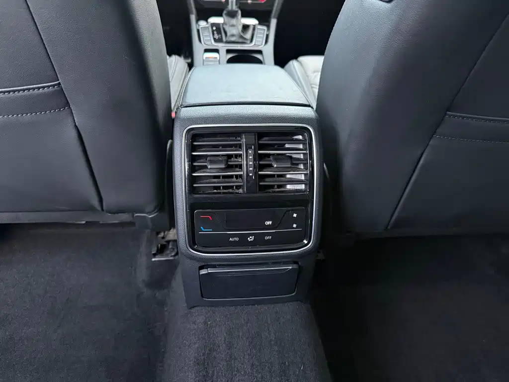 Volkswagen Magotan — миниатюра 11