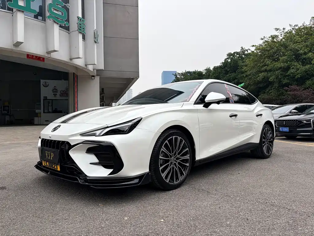 MG MG7