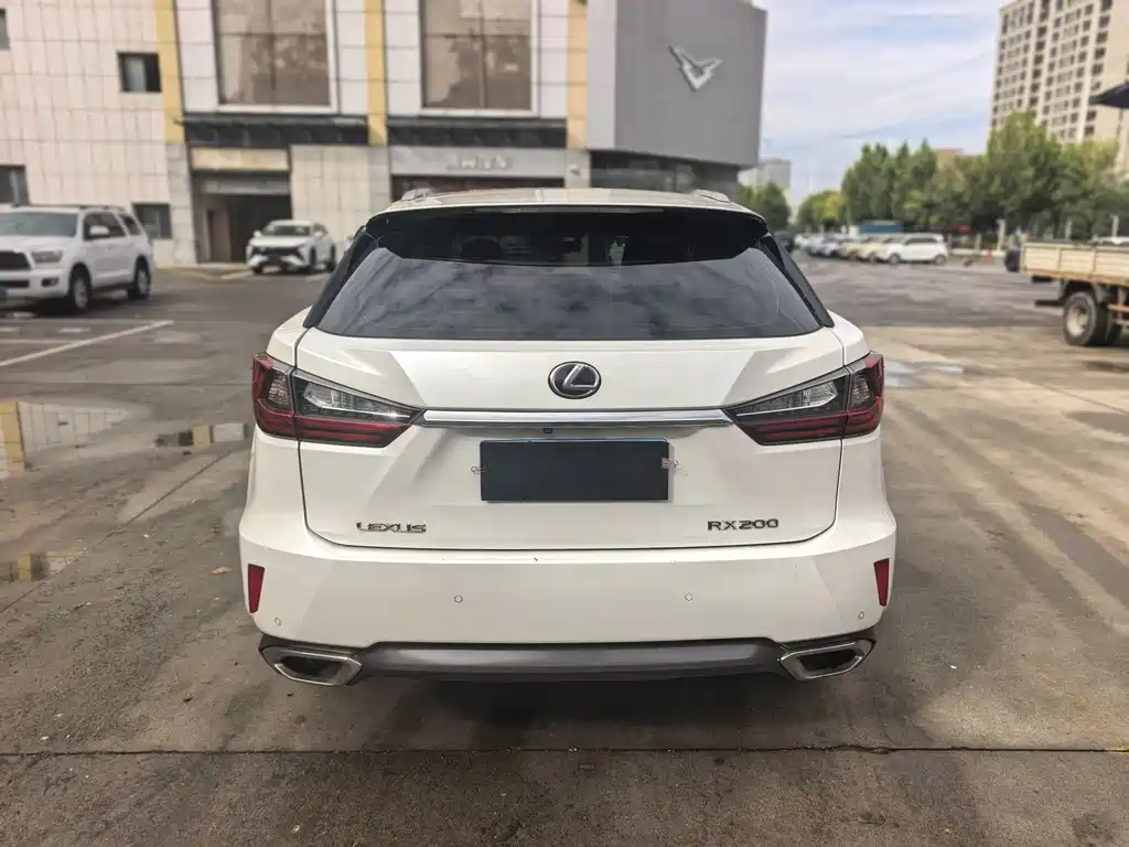 Lexus RX — миниатюра 11