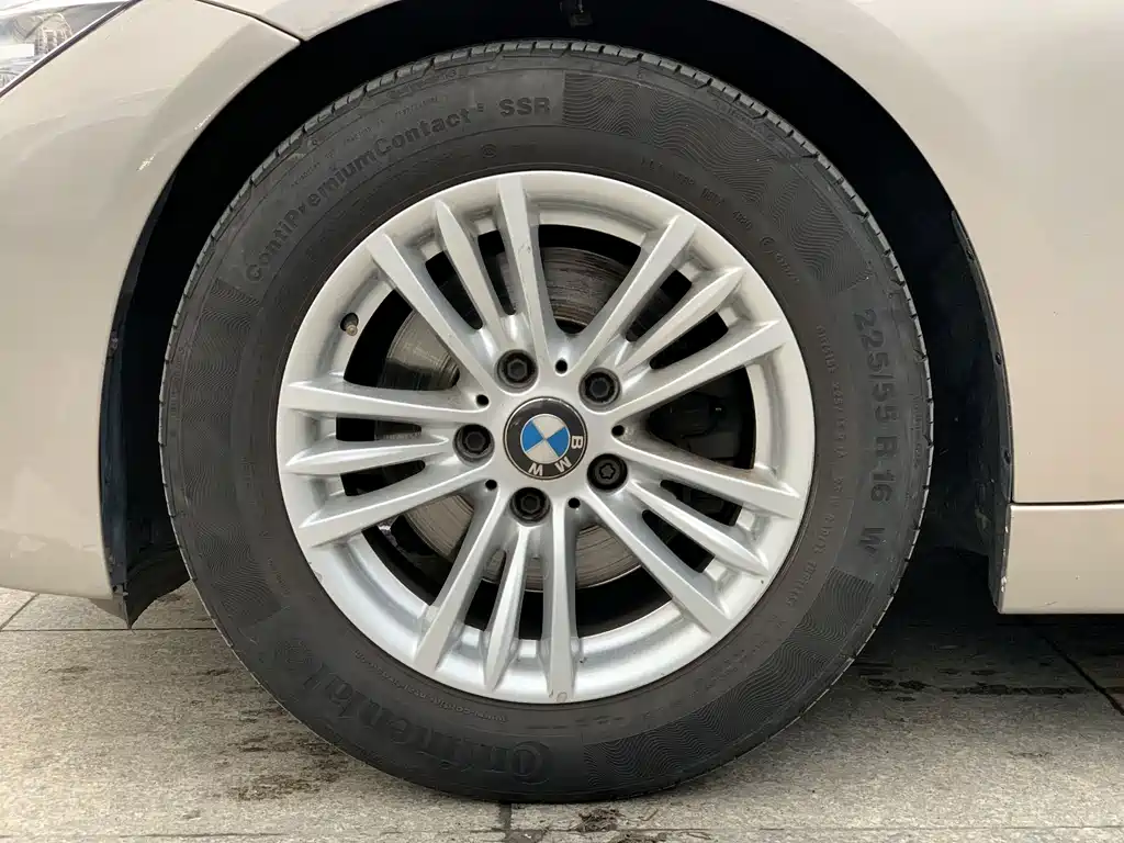 BMW 3 Series — миниатюра 10