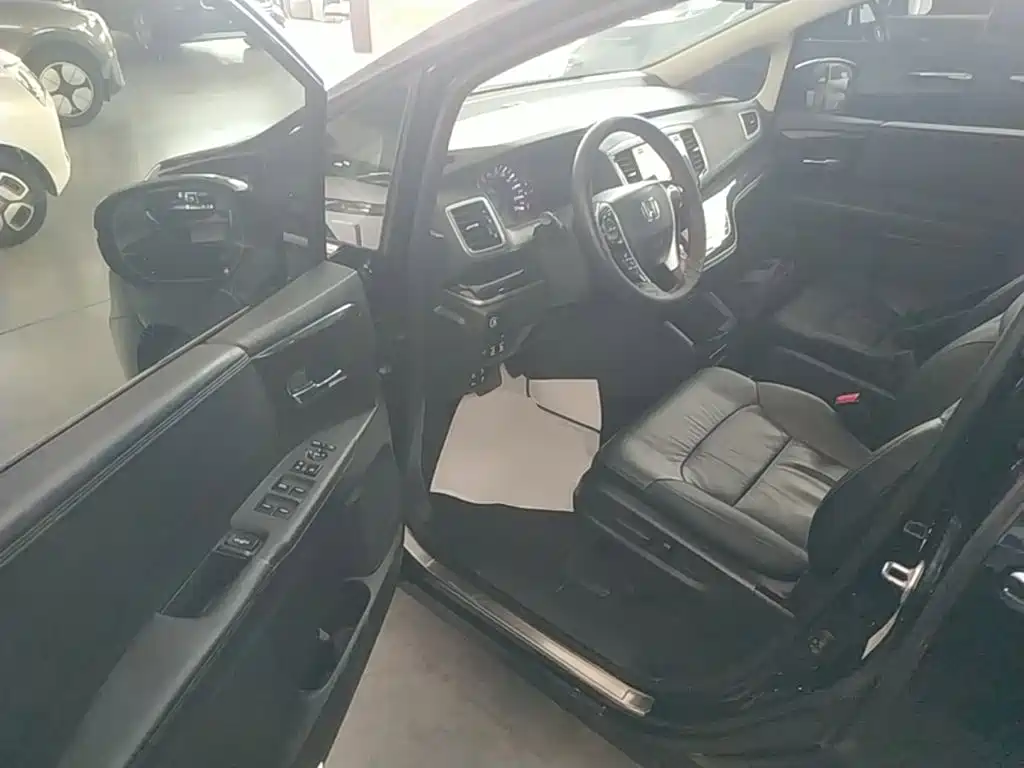 Honda Odyssey — миниатюра 16