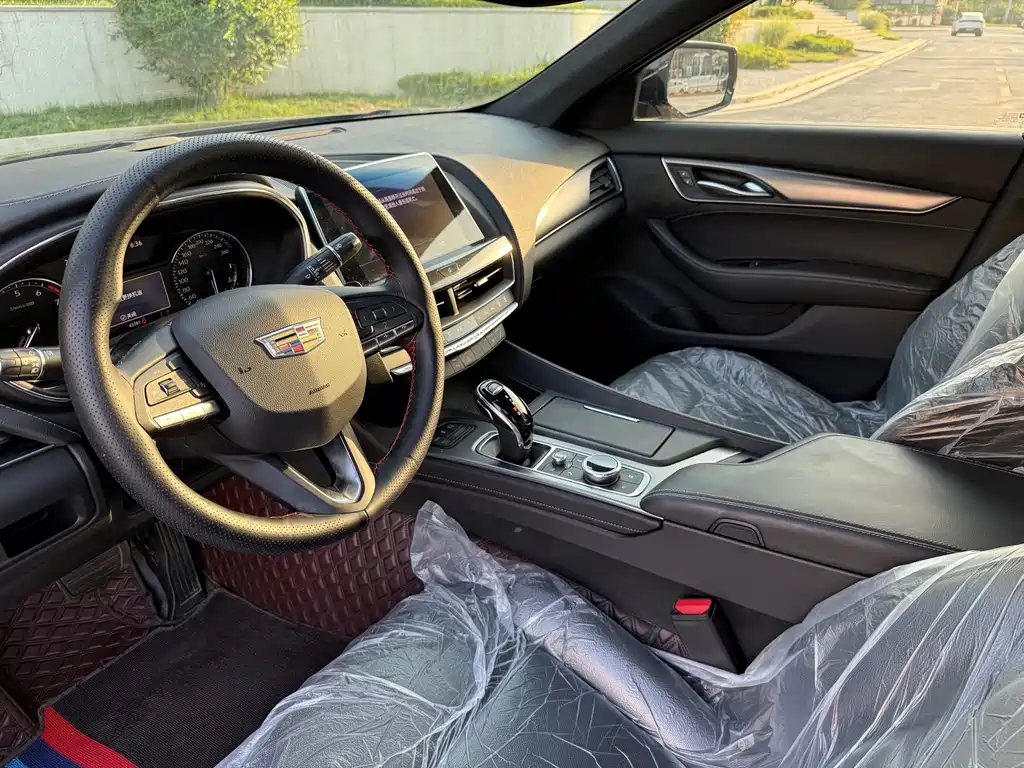 Cadillac CT5 — миниатюра 10