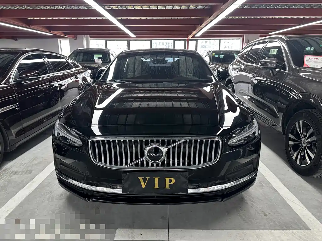 Volvo S90 — миниатюра 2