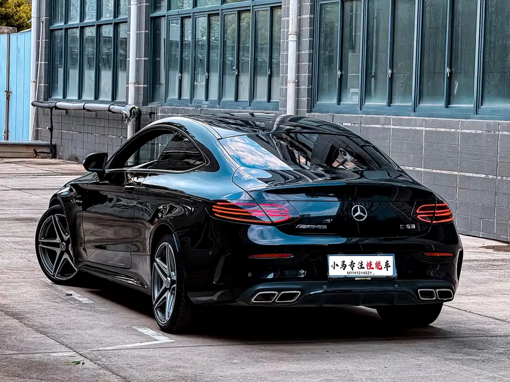 Mercedes-Benz C-Class AMG — миниатюра 17