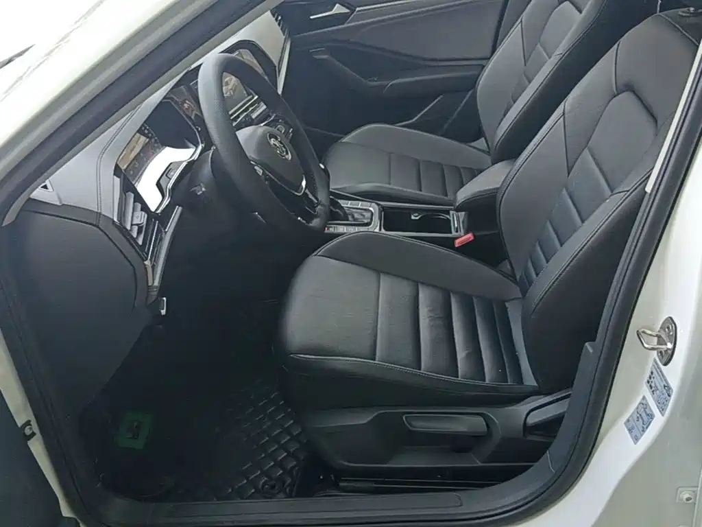 Volkswagen Sagitar — миниатюра 15