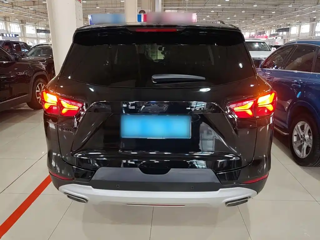 Chevrolet Blazer — миниатюра 6