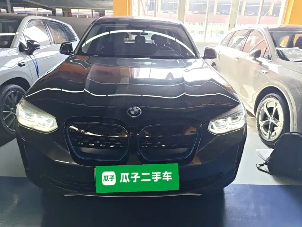 BMW iX3 — миниатюра 3