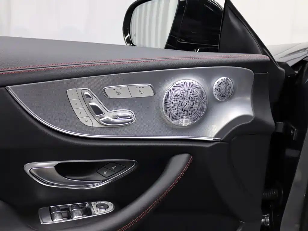Mercedes-Benz E-Class AMG — миниатюра 9